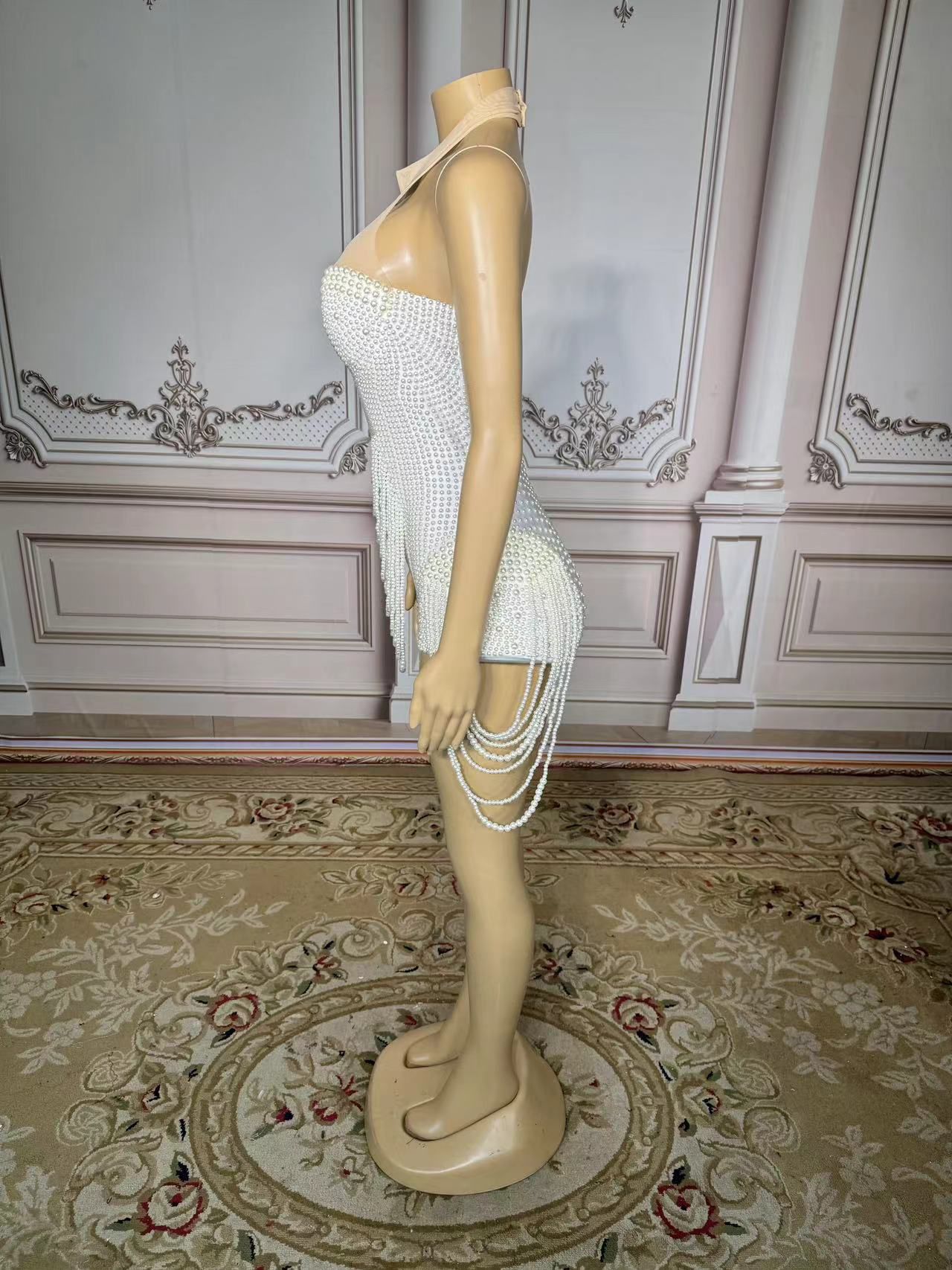 Luxury Pearls Beading Sexy Hal - Board Game Yogi recensione e prezzo