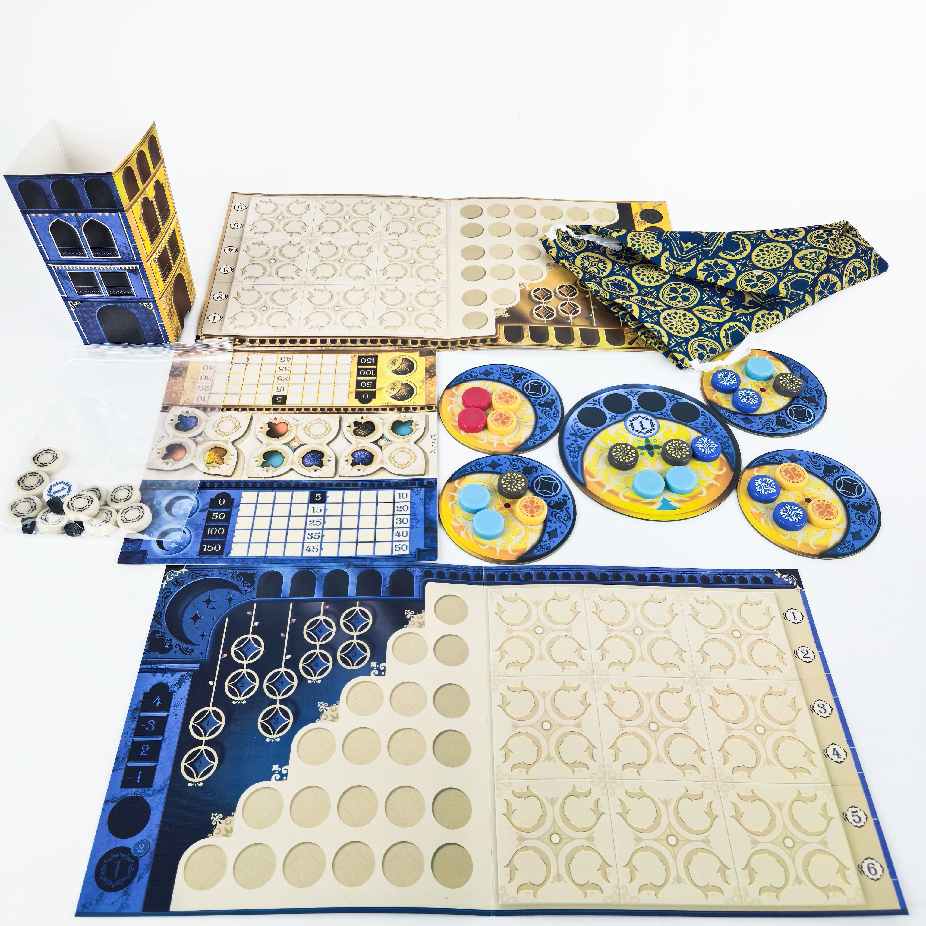 Floral Porcelain Rhyme Board G - Board Game Uno recensione e prezzo