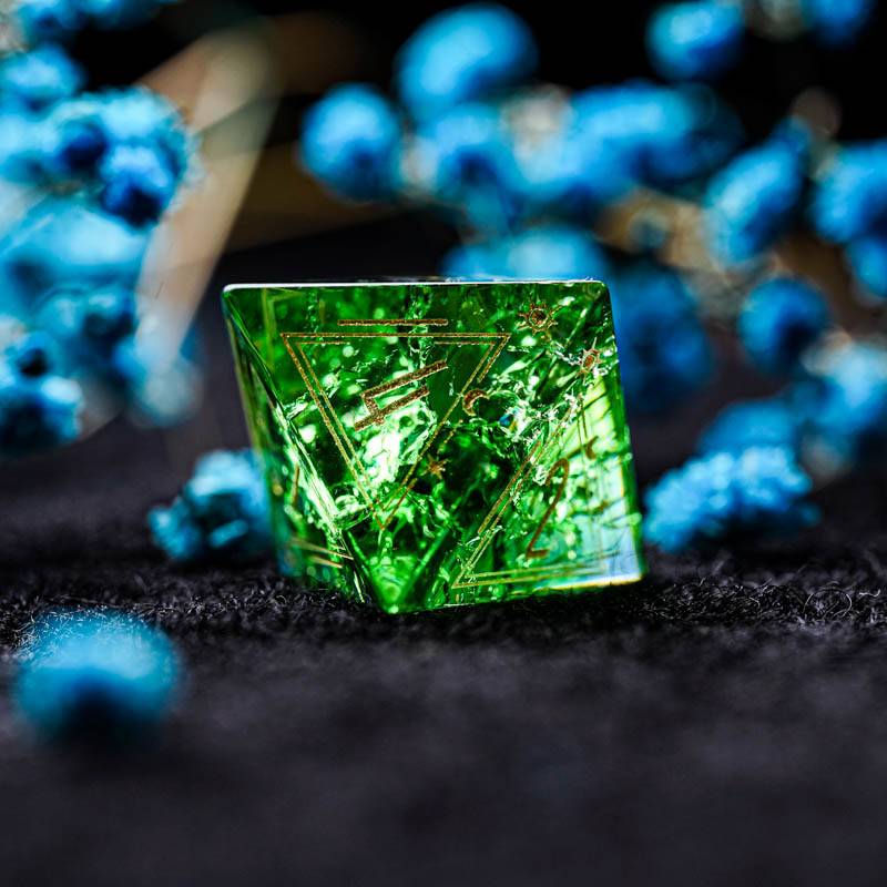 Green Glass D&D Dice Set Handm - Board Game Logo recensione e prezzo