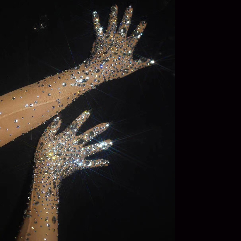 Sexy Stretch Rhinestone Gloves - Board Game Yogi recensione e prezzo