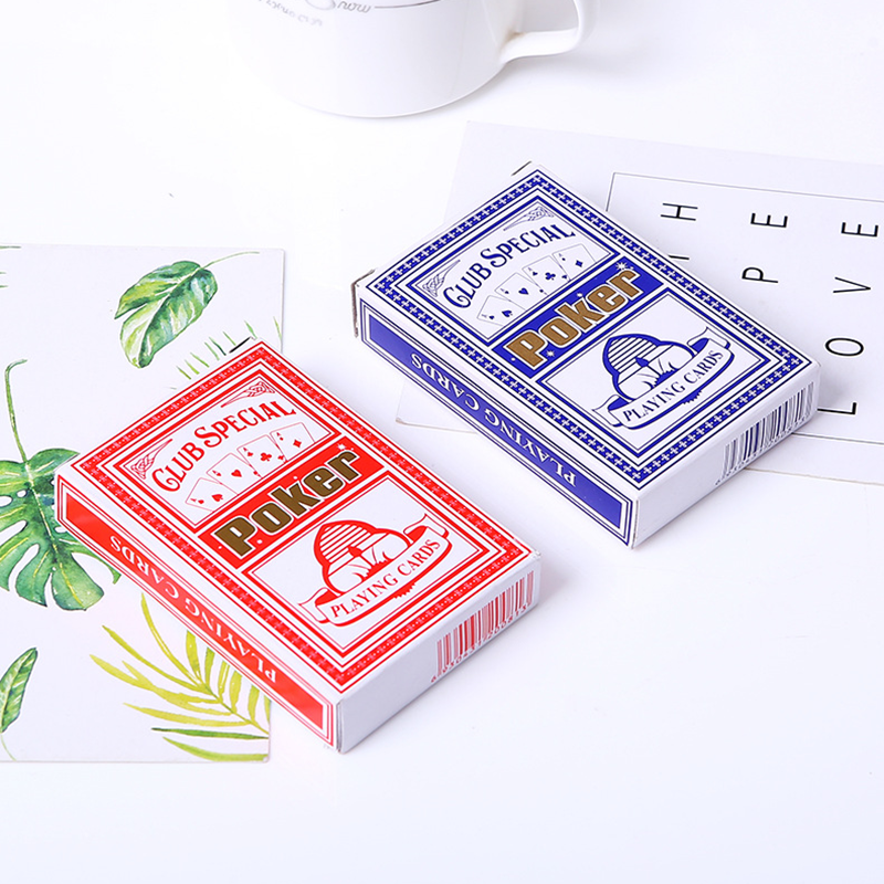 100% Solitaire Waterproof Play - Board Game Uno recensione e prezzo